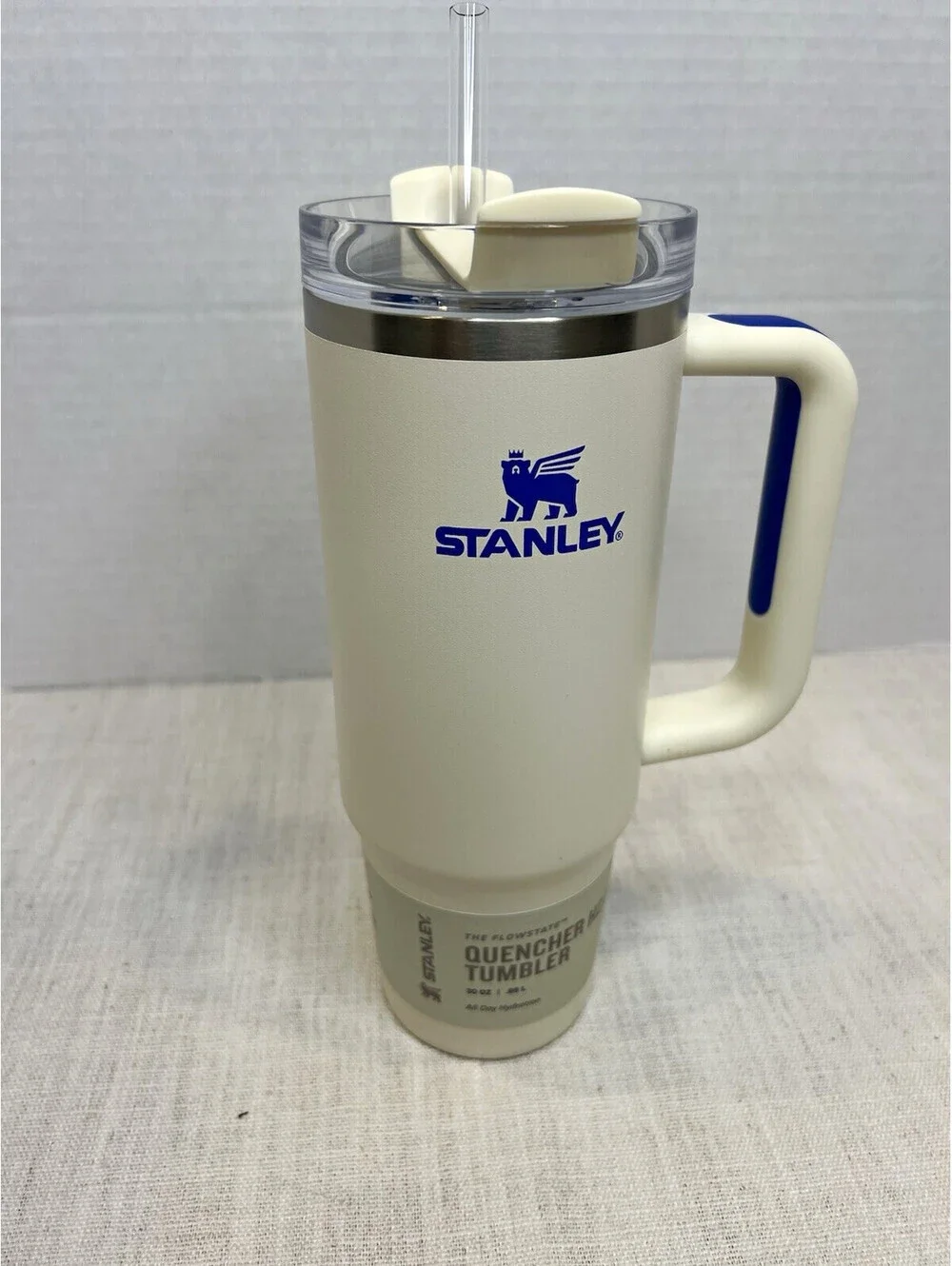 Stanley Quencher FlowState 30 oz Tumbler w/ Handle Lid Straw Cream/Blue